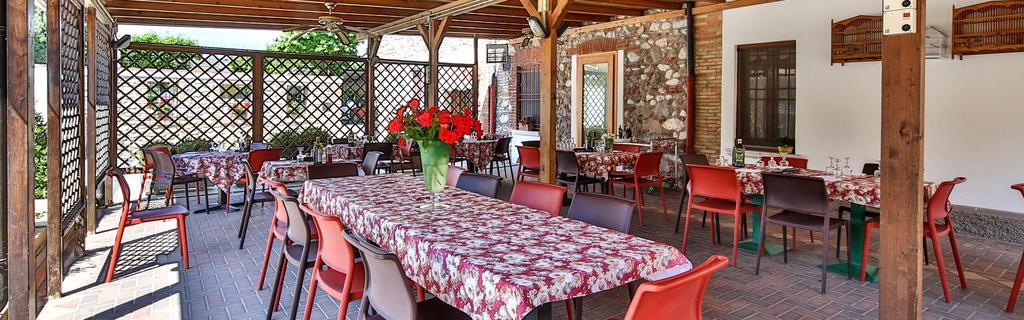Trattoria Milani Hotel Lonato Exterior photo